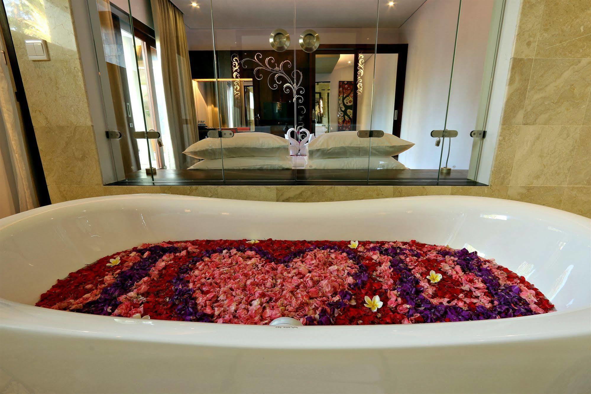 The Kasih Villas & Spa Seminyak Esterno foto